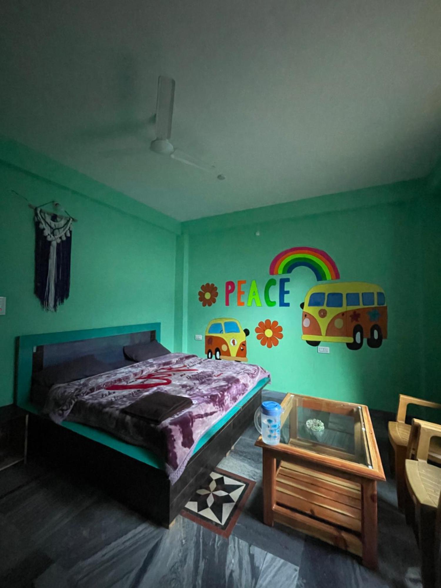 Trippy Homestay Kasol Bagian luar foto